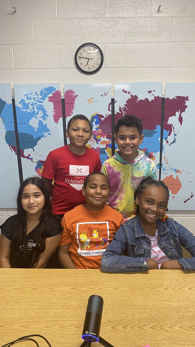 GWCarver_CPS's tweet photo. Our TNT News Team was announced today and practiced for their first broadcast. They will be live on Monday morning with the staff and students! @cpschoolsva https://t.co/Dsm193Vfzq
