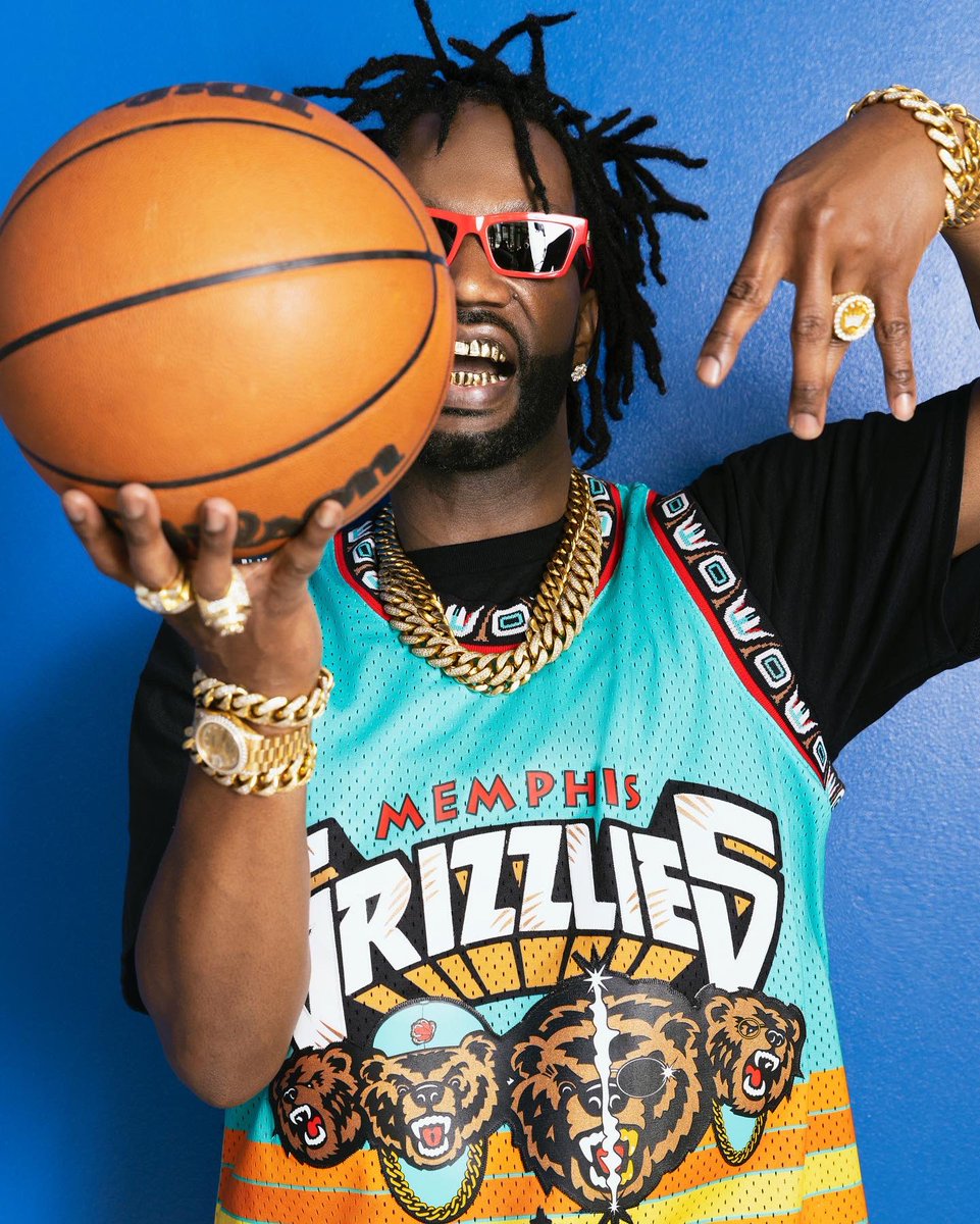 therealjuicyj's tweet photo. THREE 6 MAFIA X @bleacherreport x @memgrizz ITS OFFICIAL !!! NOW JUST WAIT UNTIL WE BRING HOME THE 🏆 L*NK IN BELOW 

https://t.co/HB3nVKRhgR https://t.co/niCBirjHh8