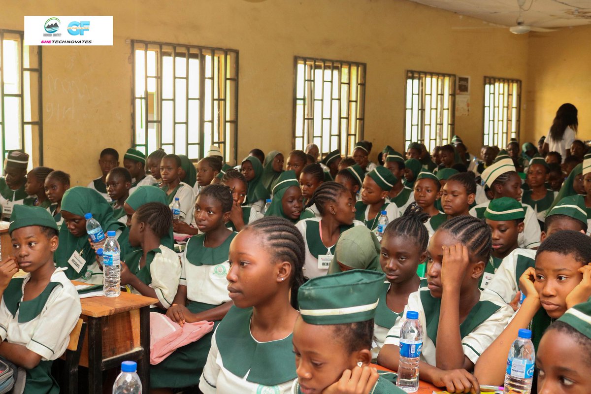 TheGiantFactory's tweet photo. Marilyn Monroe once said "Give a girl the right shoes, and she can conquer the world.” 

Today, we gave 248 #girls of Junior Secondary school, Jikwoyi Abuja the shoes of #digitalskills &amp; we believe that they will Conquer the world.

#SheTechnovates
#internationaldayofthegirlchild https://t.co/5vmgZVob4C