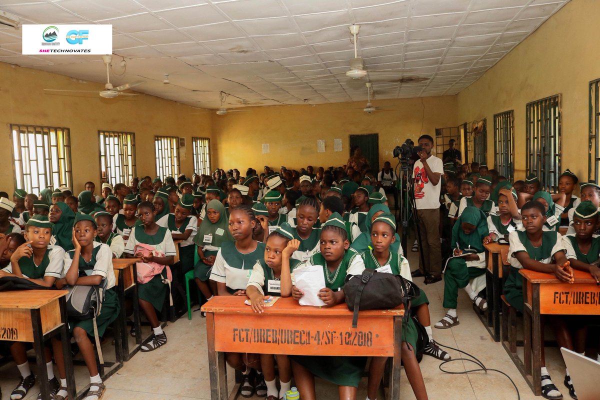 TheGiantFactory's tweet photo. Marilyn Monroe once said "Give a girl the right shoes, and she can conquer the world.” 

Today, we gave 248 #girls of Junior Secondary school, Jikwoyi Abuja the shoes of #digitalskills &amp; we believe that they will Conquer the world.

#SheTechnovates
#internationaldayofthegirlchild https://t.co/5vmgZVob4C