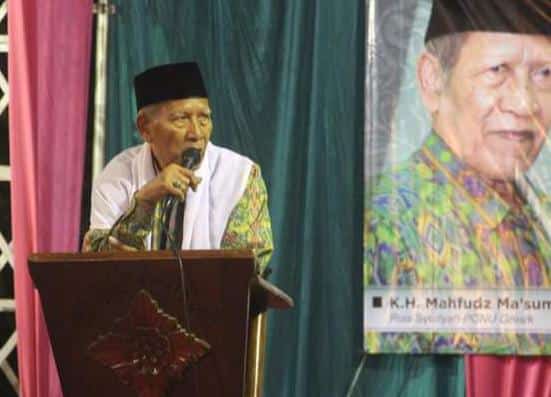 Warga Nahdliyin Berduka, Rois Syuriah PCNU Gresik KH. Mahfudz Ma’shum Wafat dlvr.it/Sb5R7Z #Gresik #KHMahfudzMashum #KHMahfudzMashumWafat #PCNUGresik