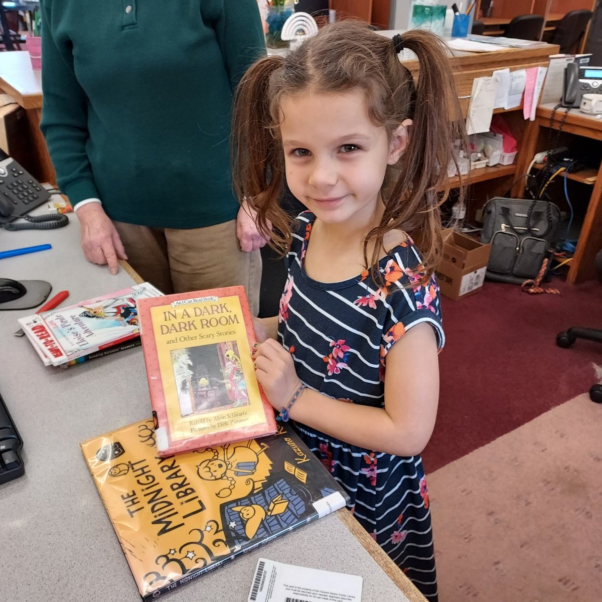 FhplOhio's tweet photo. First library card!  Congratulations!  Librarians love these moments!  #Fhplohio https://t.co/cFQQcJs9bh