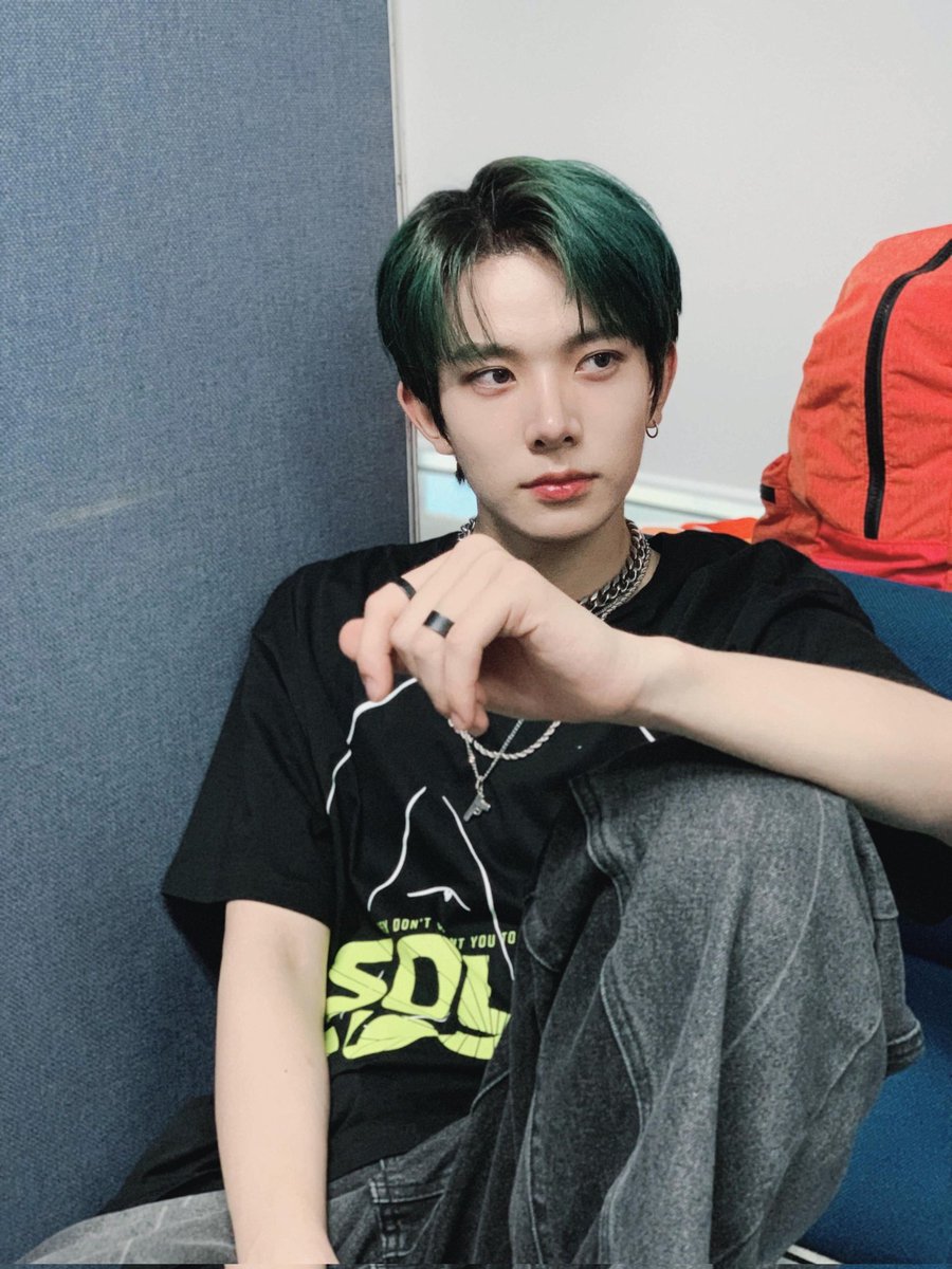 shinenhatxt's tweet photo. @oosuntiny STELLAR ACE HEESEUNG
#CenterOfOurUniverseHeeseung 
#사랑하는_희승아_너를위한_10월이야
#HEESEUNG #희승 
@ENHYPEN @ENHYPEN_members https://t.co/Iojha4YlDw