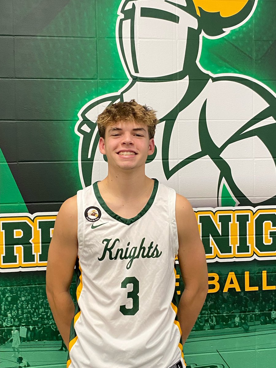 GradeJaeden's tweet photo. Had a great visit today at St. Norbert. Special thanks to @CoachGaryGrzesk and Coach Flora for showing me around campus! @SNCMensBB https://t.co/5x3x7SIXL2