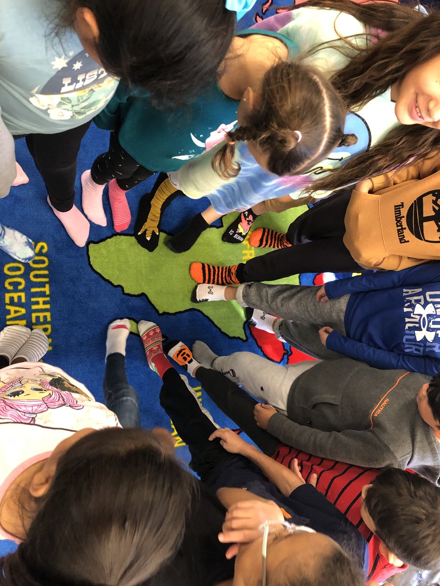 Dr. Malandra's Class tweet media