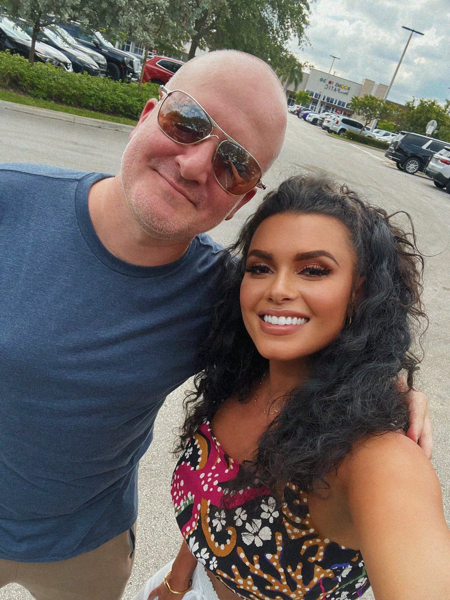 Joy Taylor on Twitter: &ldquo;Family forever @ZaslowShow&rdquo;