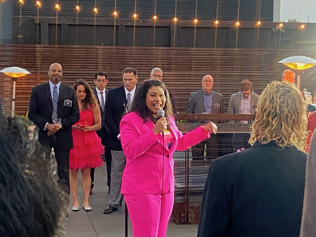 CMRaulPeralez's tweet photo. Had a great time hanging with fellow "housers" at the @yimbyaction Prom last night in San Francisco. I'm proud to say, "Yes in my back yard!" to more housing.
#YIMBY #YIMBYProm #HousingForAll #SanJoseForAll #HousingFirst #YesInMyBackyard https://t.co/9eKfzyR09K