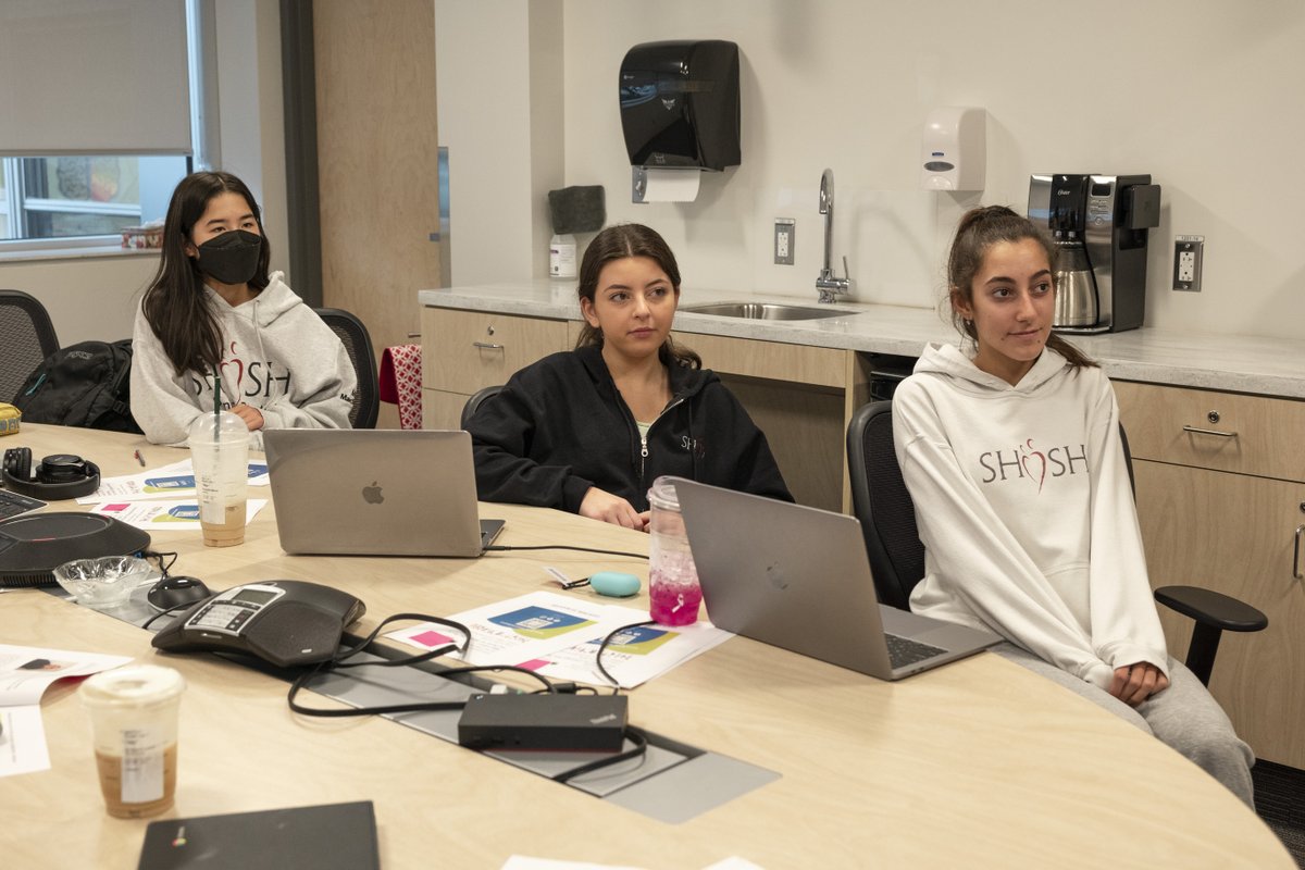 SacredHeartHfx's tweet photo. Some of our Barat Academy students attended a virtual event today hosted by @MSVU_Halifax celebrating this year’s @UNICEF International Day of the Girl Child and the “she-roes” among us. "She-roes" empowering "she-roes!" #MySHSH #dayofthegirlchild #girlsmatter https://t.co/1LNkUmHdIQ