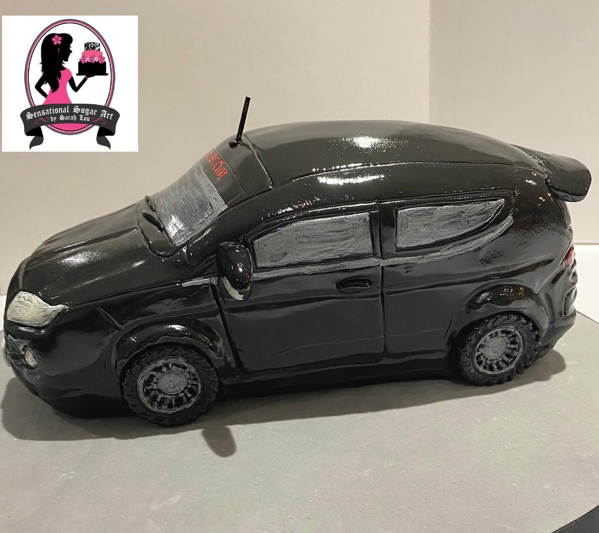 Sarlousmith1's tweet photo. I absolutely loved making this Ford Fiesta cake this week 🥰, all hand carved from a delicious rich chocolate cake filled with belgium milk chocolate ganache.
#chocolatecake #birthdaycake #fordfiestacake #carcake #handcarvedcake #packington #birthdaycake #ashbydelazouch #saracino https://t.co/oiGp1SJyKz
