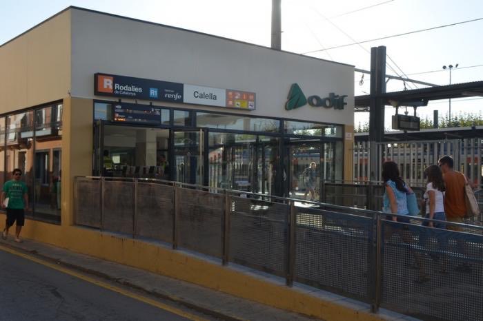 ERCCalella's tweet photo. 📑 #PleCalella
@ERCCalella vota a favor de la moció per exigir inversions pendents, millores al sistema de Rodalies i propostes per fomentar el transport en tren des de la nostra ciutat.
@xaviponsdo: “És urgent i imprescindible executar les inversions pendents” https://t.co/FE31xtIsfV