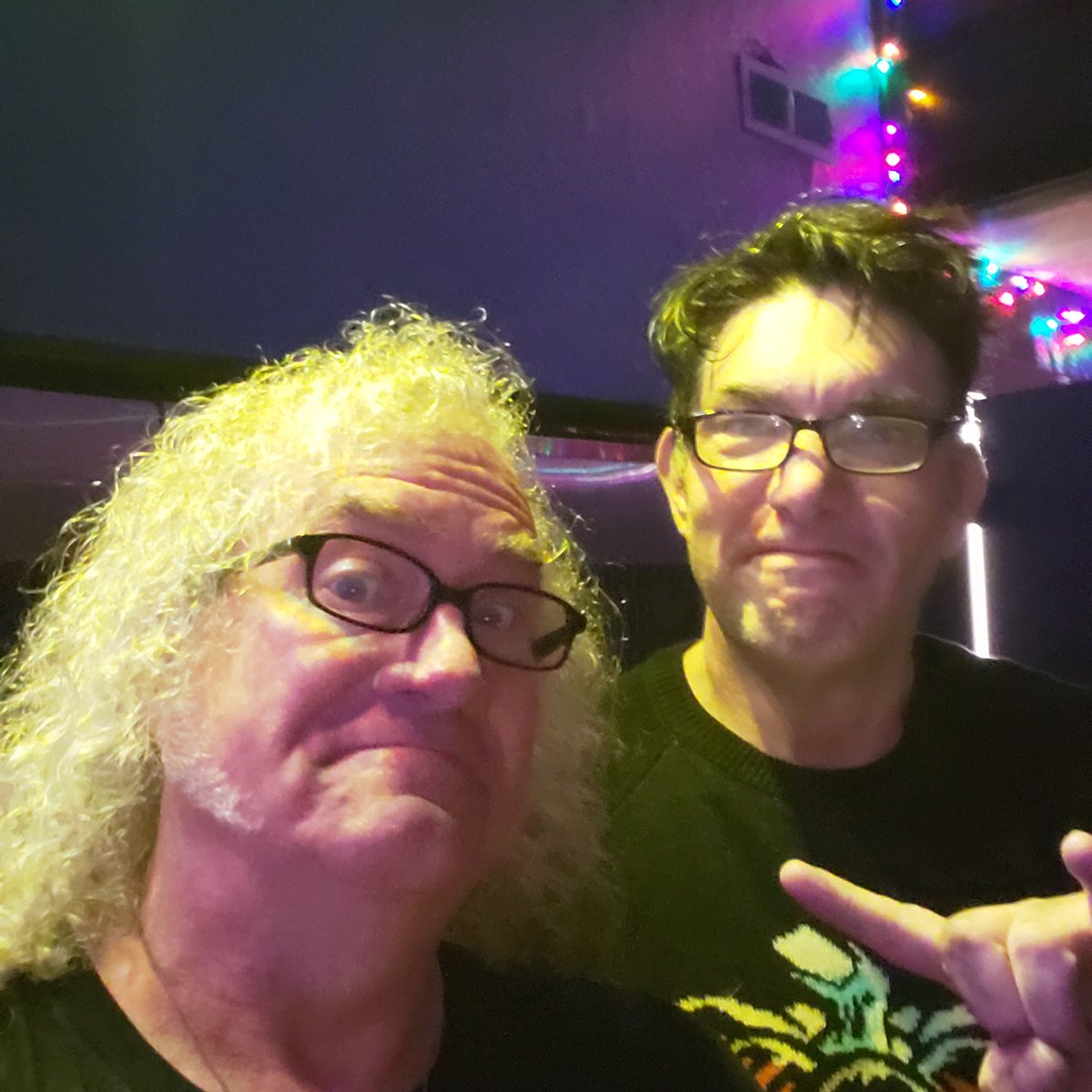 BlackDoomba's tweet image. Hanging with Chris Bentley of Nightgoat and Buzzbin in Akron Ohio. @goat_night #buzzbin #blackdoombarecords #tommystewartsdyerwulf #doommetal