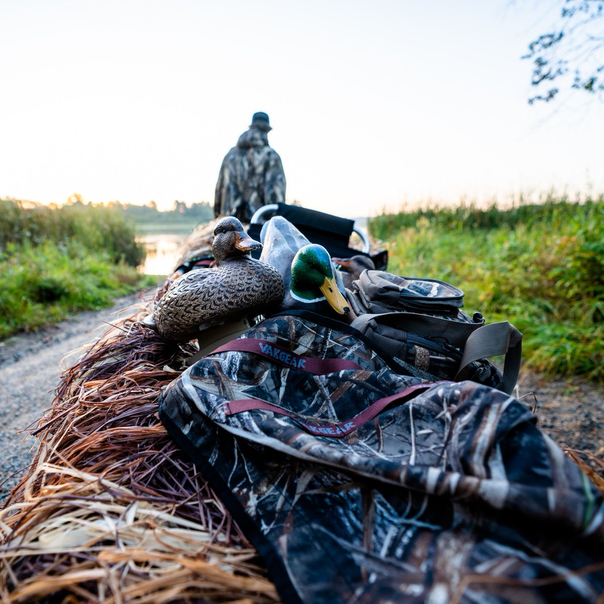thmarineteam's tweet photo. Who else is gearing up for duck season? 

#duckhunting #kayakduckhunting #kayaking #thmarine #thmarineteam https://t.co/XeisBhFsS2
