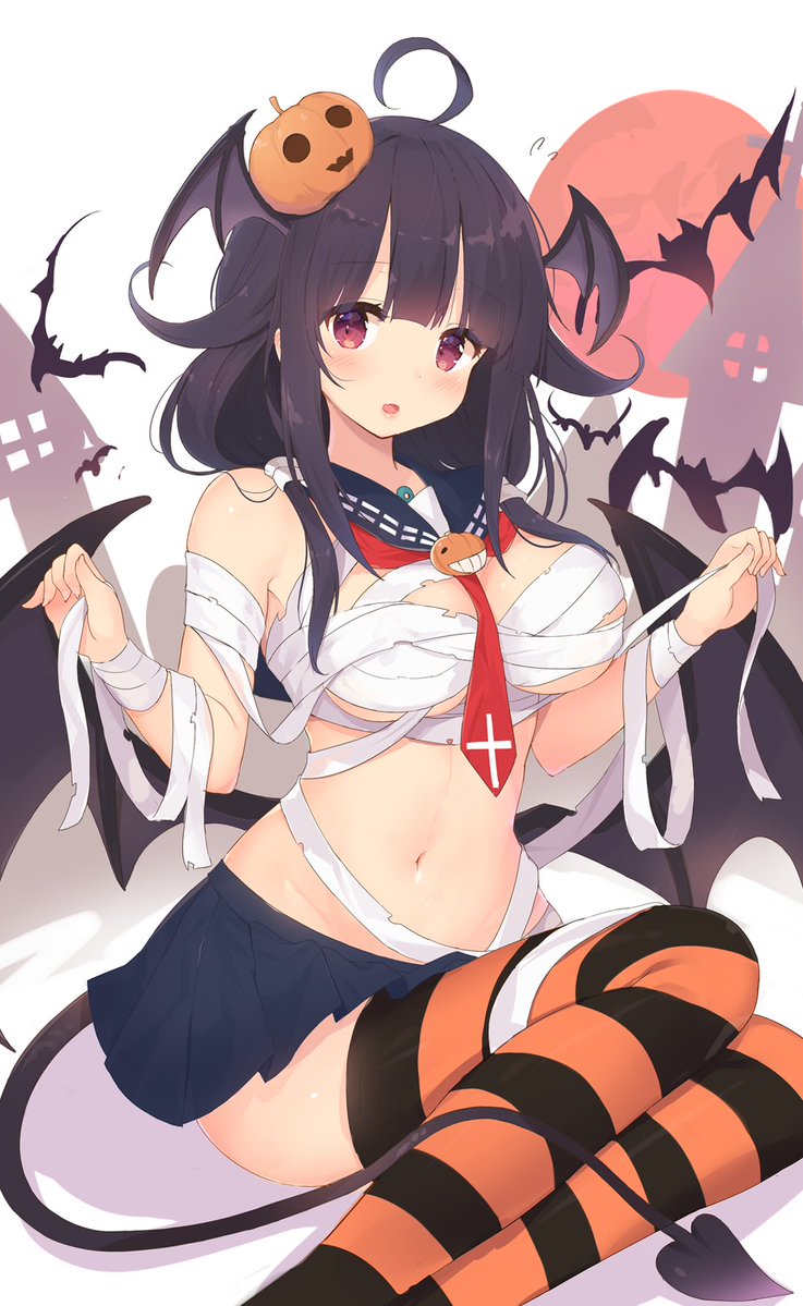WhaleyTender's tweet image. Admiral said this look is scary.

Is she right?