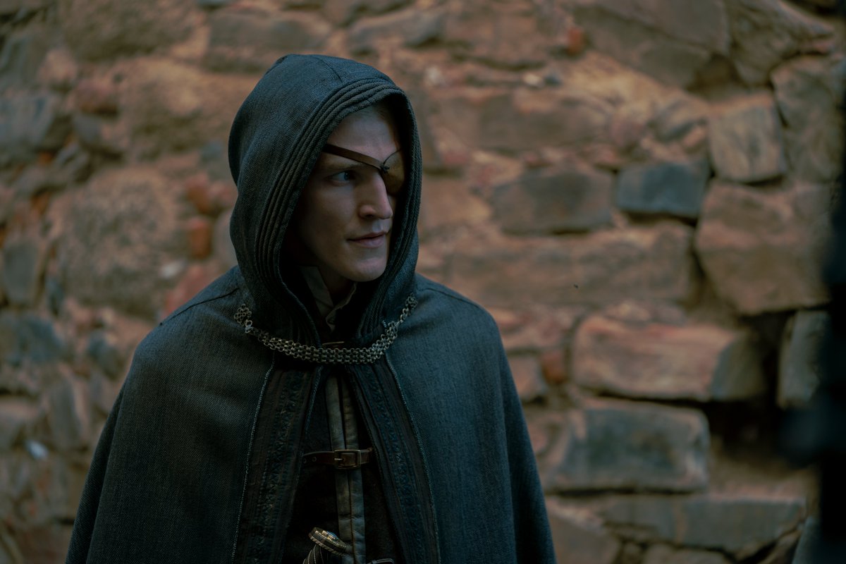 HouseofDragon's tweet photo. Incognito in Westeros. https://t.co/c8LvalATmz