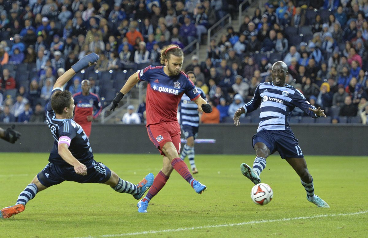 opencup's tweet image. Change-maker @mfondy still Up for the Cup 🏆

A Semifinalist in his @MLS days, he started a ⚽️-based nonprofit &amp;amp; is chasing a #USOC2023 place with amateurs @Intersfca📚» ussoc.cr/rpb