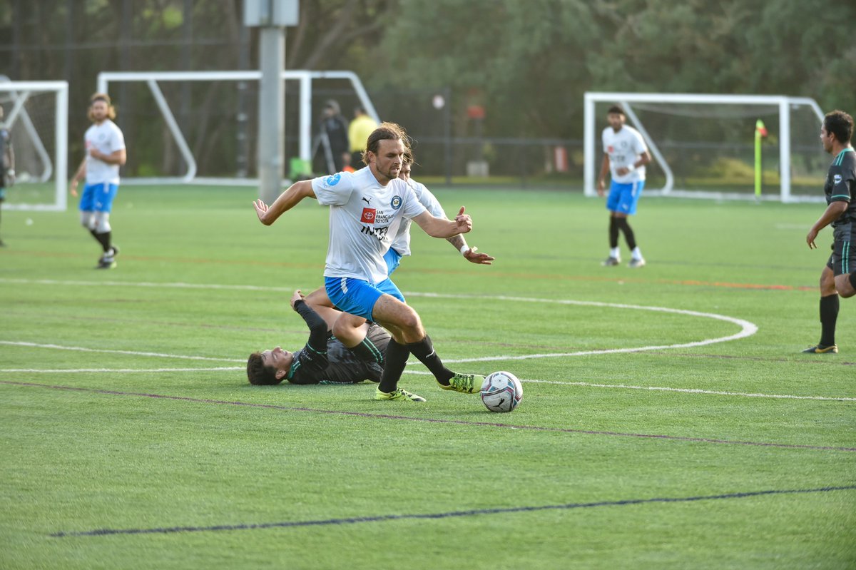 opencup's tweet image. Change-maker @mfondy still Up for the Cup 🏆

A Semifinalist in his @MLS days, he started a ⚽️-based nonprofit &amp;amp; is chasing a #USOC2023 place with amateurs @Intersfca📚» ussoc.cr/rpb