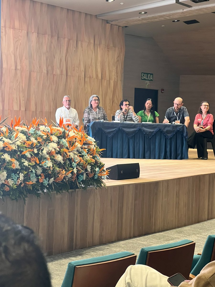 BarbaraBNoel's tweet photo. #Asoconference Listening to rural teachers in Colombia. Hearing the forgotten and invisible voices. Their creativity and resilience inspire endlessly.#ELTevent https://t.co/hLtTNpdSkK