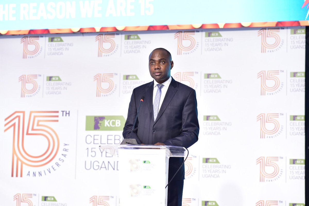 kcbbankug's tweet photo. “It gives me great pleasure to be apart of the great remarkable journey of KCB. On behalf of the ministry, we take the opportunity to congratulate KCB upon achieving this milestone.” ~ Hon. Henry Musasizi Acting Minister of State @mofpedU
#KCBAt15 #KCBGoAhead https://t.co/9MM1IJrdGB