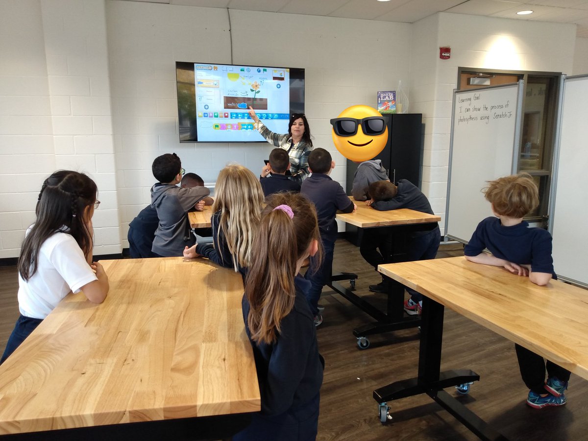 The grade 3's using our brand new Makerspace to code. Ask your child what they did!! Thank you @MrsDLourenco for leading us in this fantastic learning opportunity! #TheStGregoryWay <a href="/ms_amodeo/">Ms Amodeo (she/her)</a>