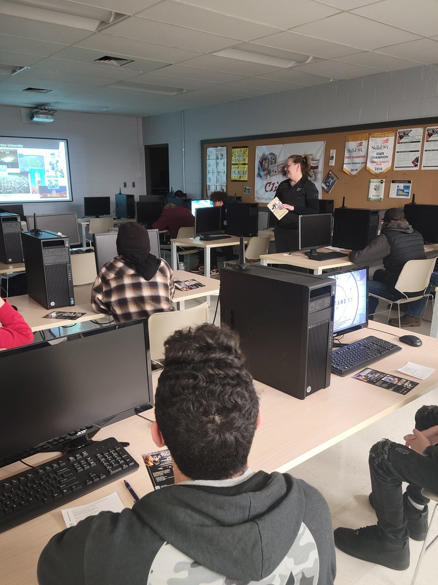 Thank you to Christy Tollett,  from Purdue Polytechnic Institute Richmond Campus for presenting about future educational opportunities to our students. Want to learn more, check out their Fall Preview day!  #WCCOpportunity #studentsuccess