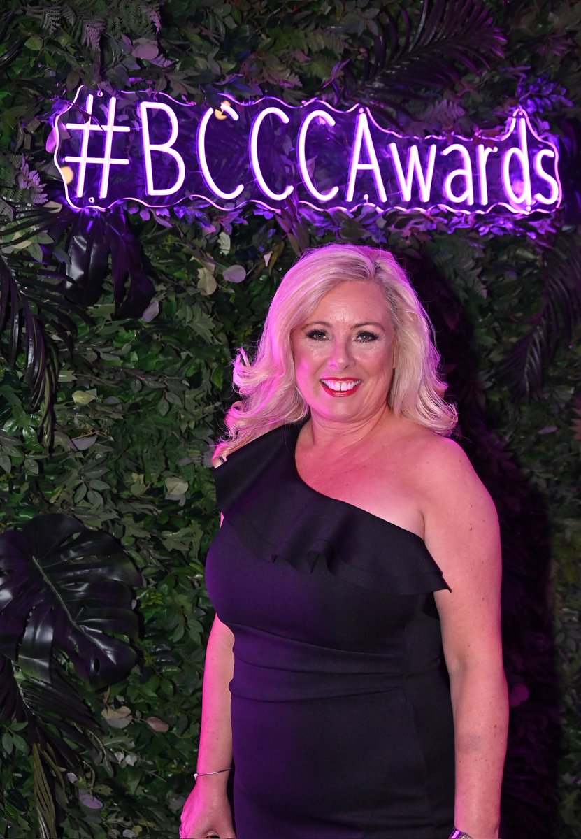 Sarah Thompson tweet media