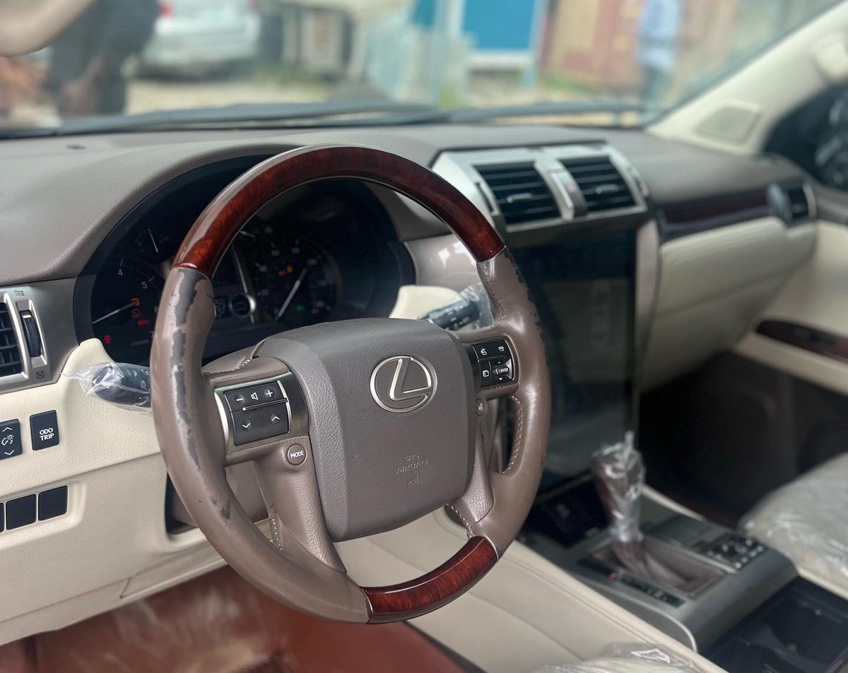 tyautos76's tweet photo. 👉Description:⚡⚡⚡️SUPER CLEAN USED 2010 ⬆️ 2020 LEXUS GX460

DUTY ✅ 

👉Price: 11.9 million negotiable 

👉Kindly call 08065119924 or send a dm

👉Location: Abuja

#abujacars #cardealers #cars #instagram #affordablecars #abujaautodealership #lagoscars #carsforsale #gx460 https://t.co/UHBEy55Jzy