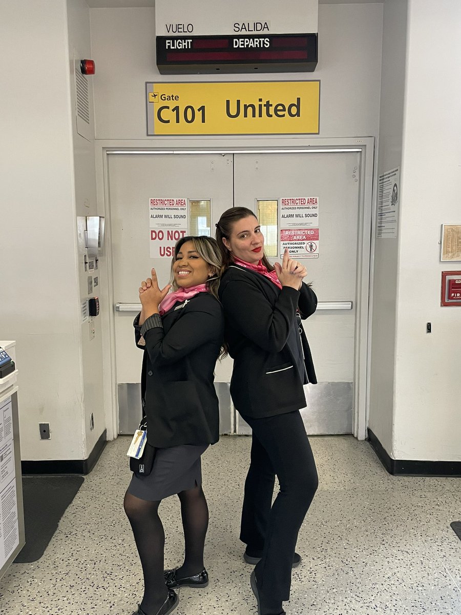 Christa Fees tweet media