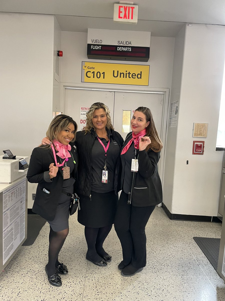 Christa Fees tweet media