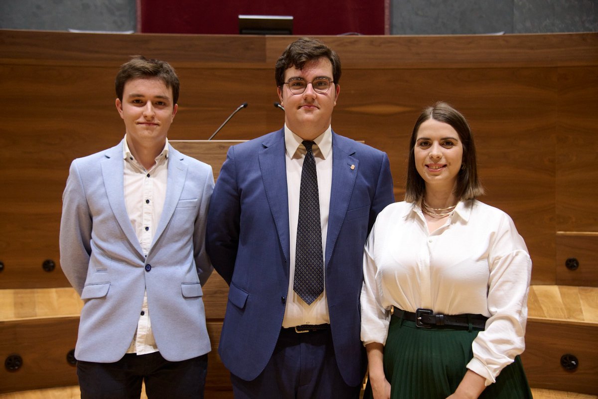 🆕En marcha el sexto <a href="/ParlamentoJovNA/">Parlamento Joven Na</a>🆕

Alberto Guijarro:presidente.
Lorena Burriel: vicepresi 1a.
Iban Hernández: vicepresidente 2do. ¡ENHORABUENA! ☺️

Alberto Guijarro: presidentea. Lorena Burriel: 1. presidenteorde. Ivan Hernandez 2. presidenteorde. ZORIONAK!!! ☺️