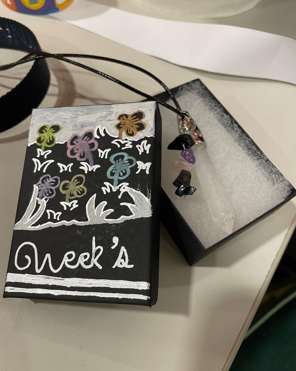 wellnessweeks's tweet photo. I am so grateful to teach @LynnfieldMS Today I was gifted this handmade crystal necklace frm a 7th grader💜To teach is to touch a life 4ever! #itsthelittlethings #showthemyoucare @superkvogel @AHLynnfield @Lynnfield_AD @STEM_LMS https://t.co/BTD0Q08yBM