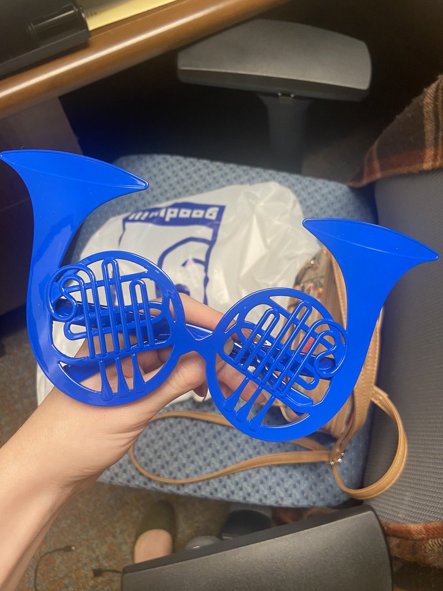 groovymissruby's tweet photo. Found these at my local Goodwill! If you know you know @HimymCraig #PullingThemOff https://t.co/76hyPNG2ry