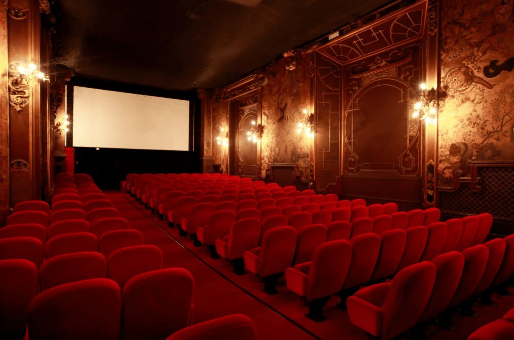 Blooming_Boy_'s tweet photo. 🗓️ 8 février 2023
On connaît enfin la date de sortie du film Zodi et Tehu, frères du désert (#Tehu), réalisé par Eric Barbier, sur lequel Mika a créé une bande originale symphonique avec l'ONDIF et Simon Leclerc en chef d'orchestre.
🔗 https://t.co/usf71CIt86 https://t.co/kXYeSh8c80