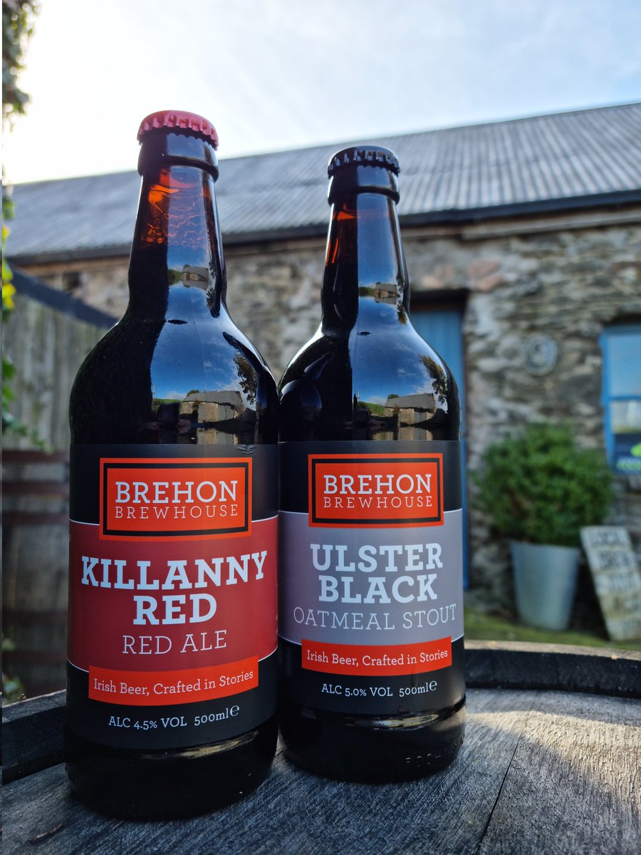 brehonblonde's tweet photo. Tomorrow is the big day, we're cracking open our own Red and Black to help settle the nerves!!! Up Killanny!!! Bring it home lads!!! @KillannyGFC #supportlocal #drinklocal #irishcraftbeer #killanny https://t.co/JKxtZZ3rHw