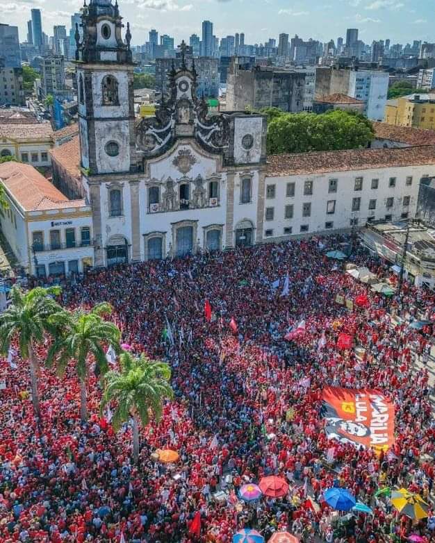 celiocruz's tweet photo. #recifecomlula #LulaemRecife #LulaPresidente1️⃣3️⃣ #lula2022 #ForaBolsonaro https://t.co/LSsttPrPv6