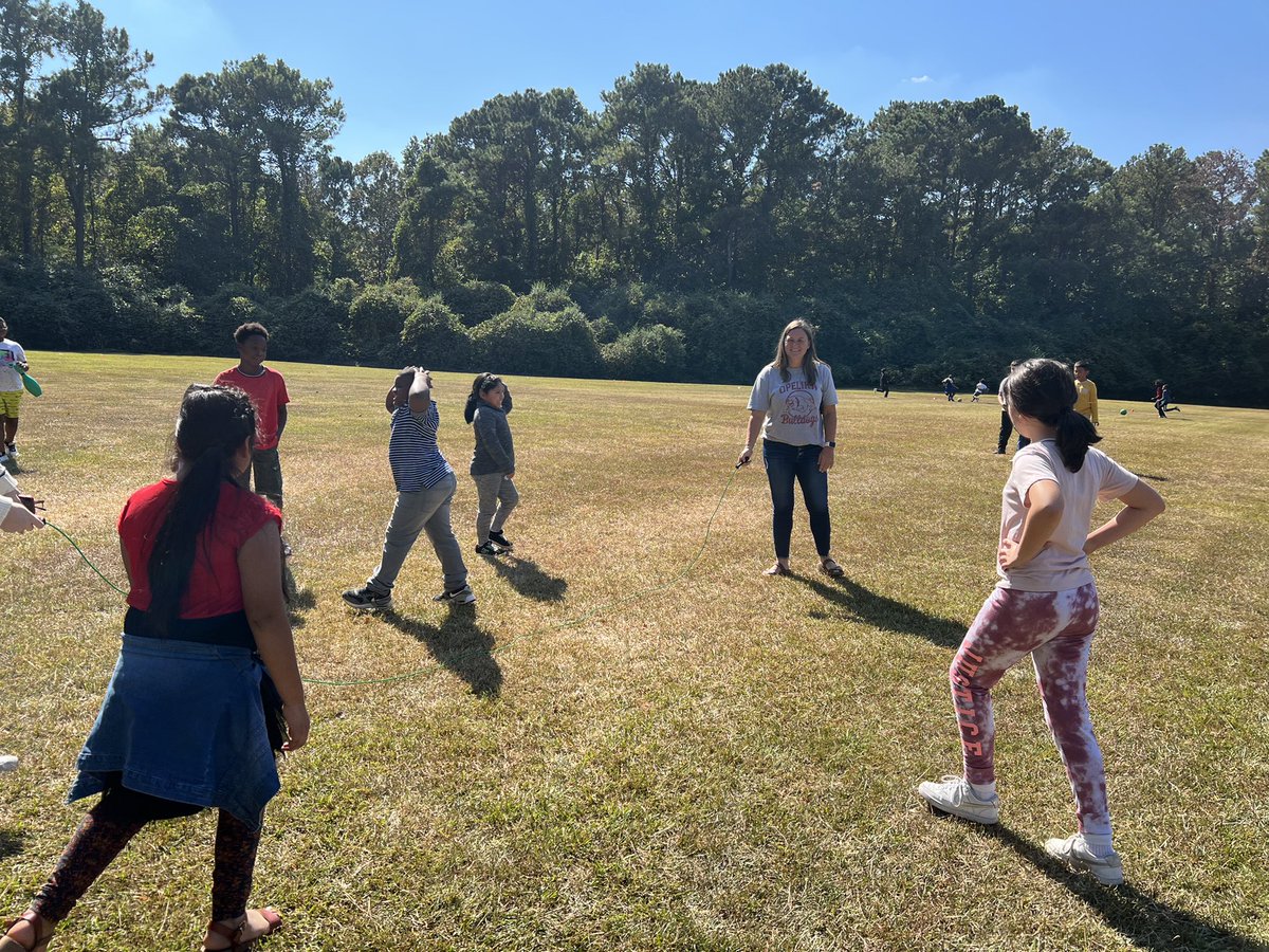 WestForestInt's tweet photo. At West Forest we are all about Respect! Everyday we remind each person in the building how important it is to respect ourselves, others, and our school. For the month of September, Sam’mana earned the most HOUSE respect points, and won a house respect party! 🎉💚Congratulations! https://t.co/GIw3JVlgar