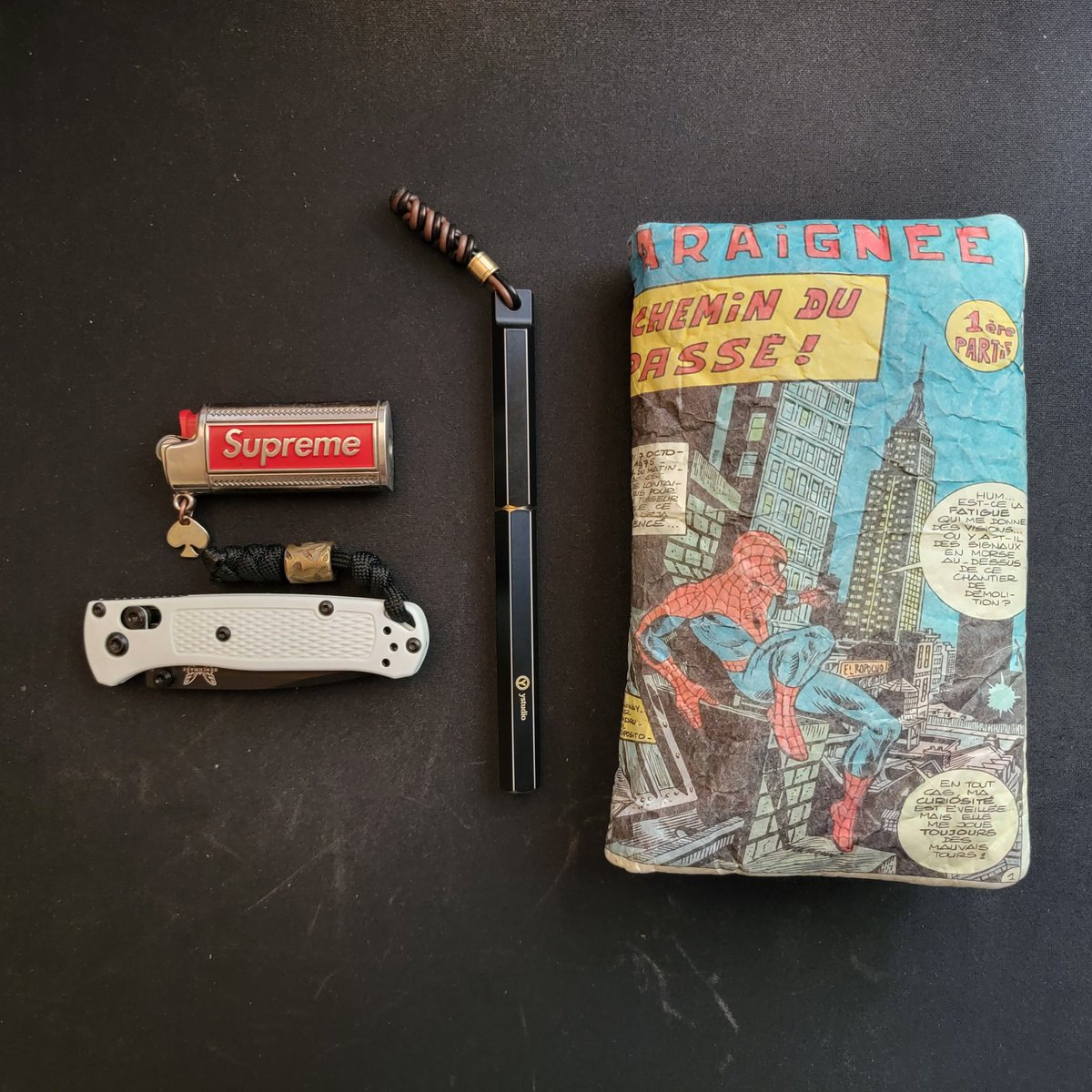 LarryTheBellBoy's tweet photo. #pocketdump #edc https://t.co/k84PuAdDYe