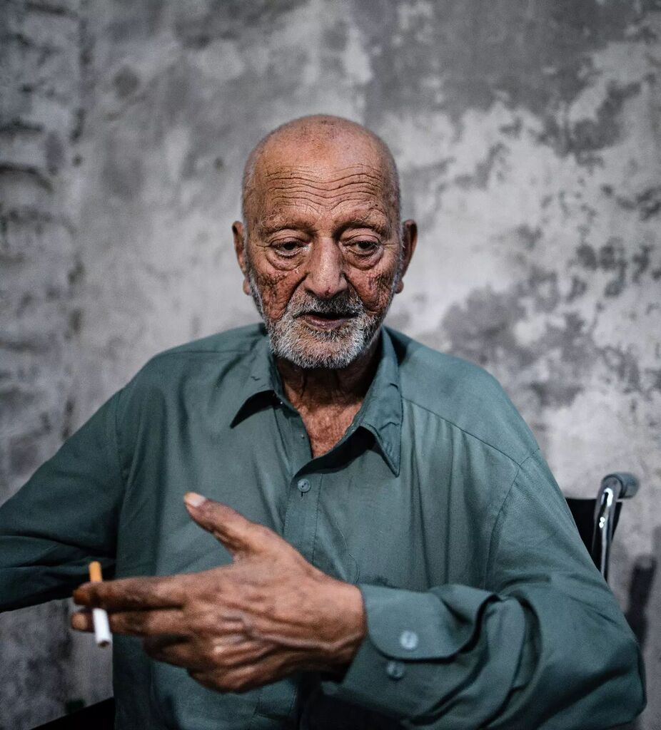 JabbarJamil's tweet photo. Street Portraits 
.
.
#wearethestreet #jabbarjamil #streetphotography #magnumphotos #etribune #apfmagazine #everybodystreet #fromstreetswithlove #lensculturestreets #Street_perfection #thismystreet #storyofthestreet #burnmagazine #photojournalist #SPIcollective #documentary … https://t.co/DRXh3QUlLK