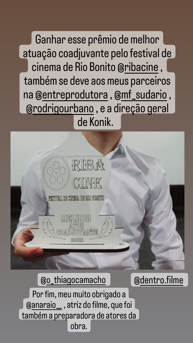 EntreProdutora's tweet photo. Felizes! Thiago Camacho ganhou o prêmio de melhor ator coadjuvante pelo Festival de Cinema de Rio Bonito RJ, com o nosso filme, Dentro. Já assistiu? Segue: https://t.co/uaVll0fvPS https://t.co/mydYZSrMhQ
