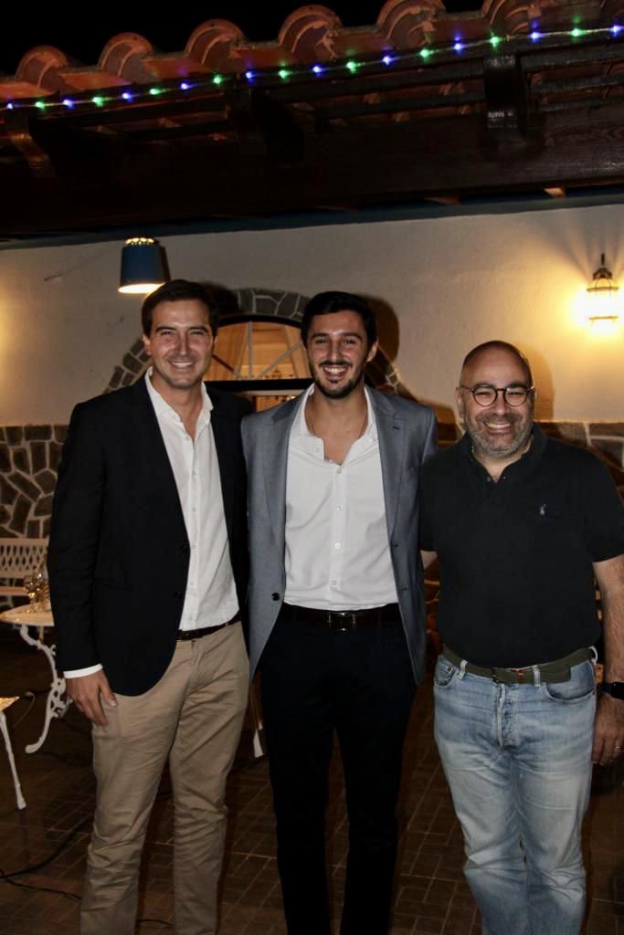 JSDPortugal's tweet photo. 📍O Presidente da JSD, Alexandre Poço, marcou presença na Tomada de Posse da JSD Cascais, para a qual foi eleito o companheiro João Canas como Presidente da Concelhia.
A CPN da JSD deseja um excelente trabalho aos novos órgãos concelhios eleitos.
#JSD #JSDCascais #NaLinhadaFrente https://t.co/MGDclQhP8O