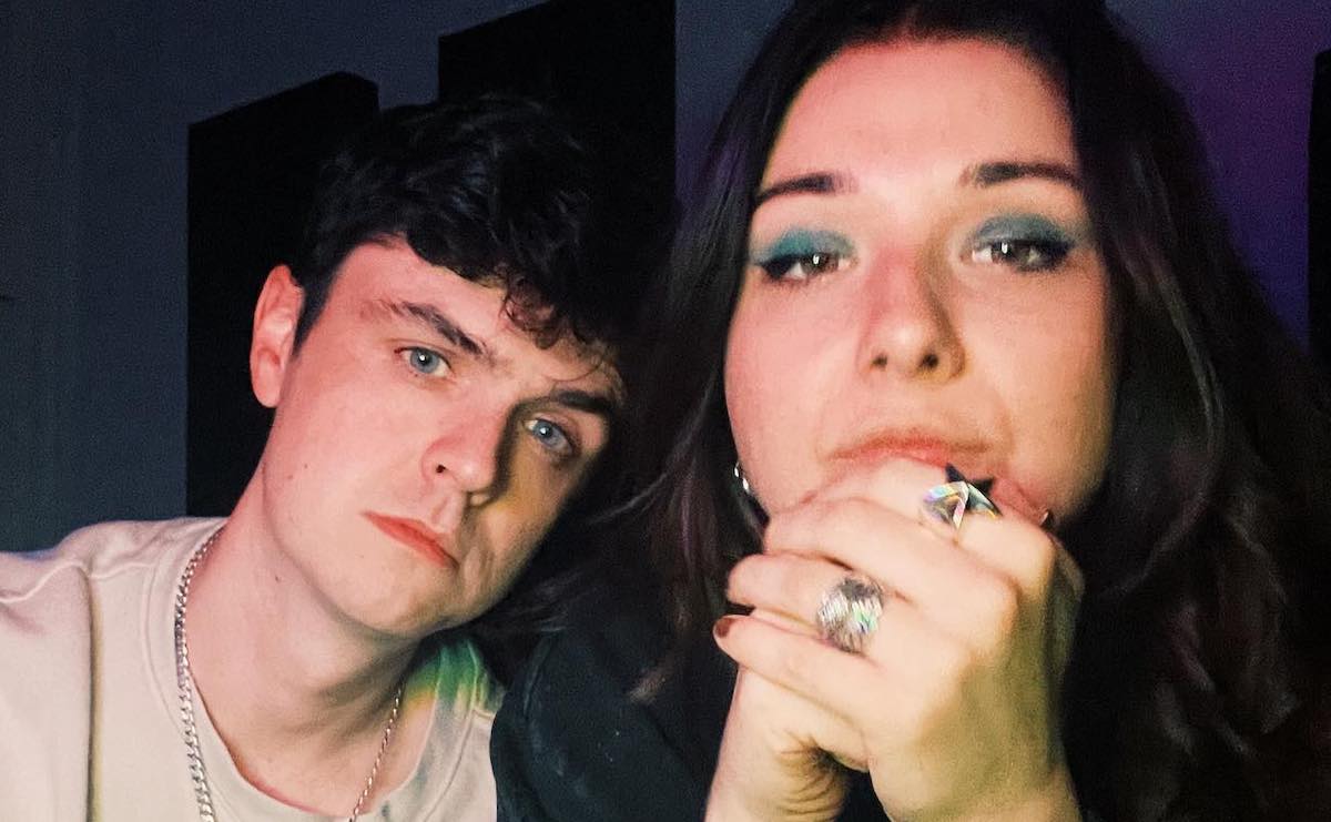 VARIANCE's tweet photo. We'll never be sick of rising duo @thisislovesick's new single "Sick of Love" https://t.co/la4UHrNDDD https://t.co/rscjLoRflI