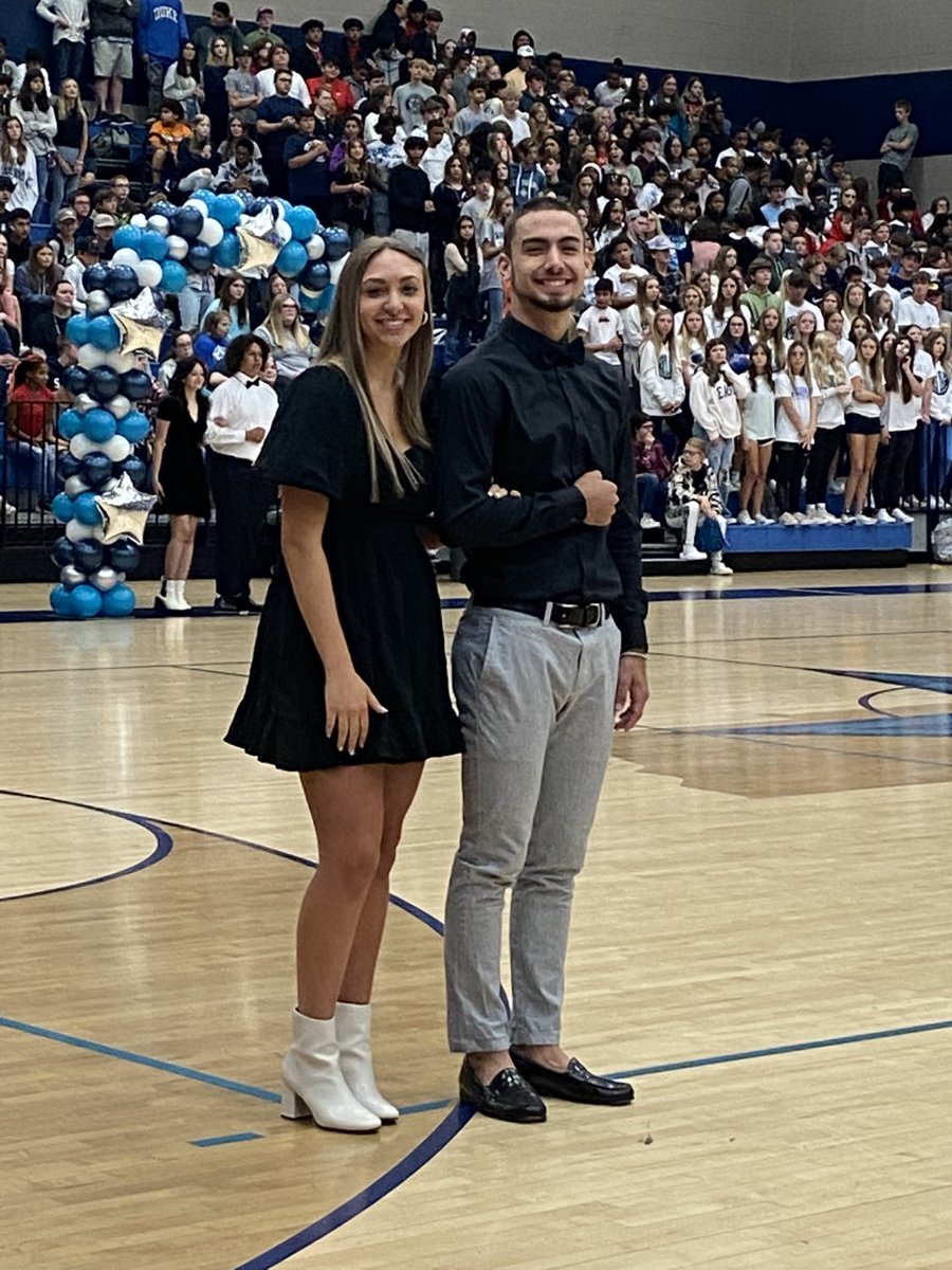 CteSiegel's tweet photo. Check out some of our CTE students representing Siegel on the Homecoming Court. https://t.co/N3eVu2SncA