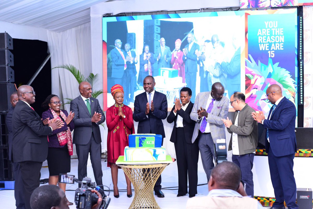 kcbbankug's tweet photo. Our board of directors, chief guest , staff members and other distinguished guests join in to cut the cake. Here’s to many more years! 🎉🎉
#KCBAt15 #KCBGoAhead https://t.co/GO3lUCnsnV