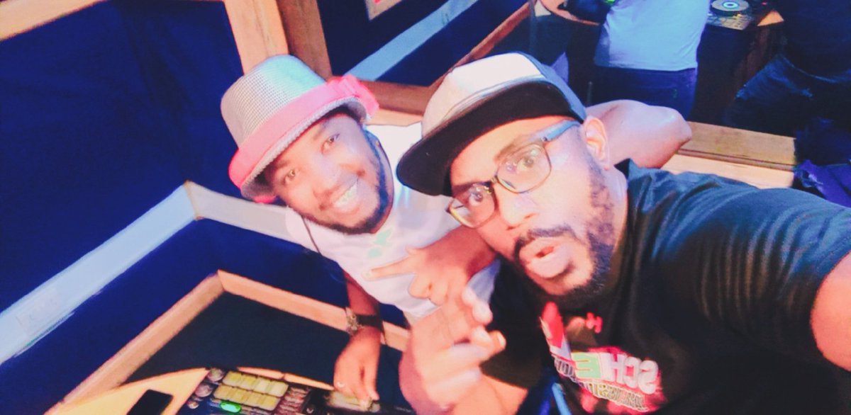 LAKAPITANO's tweet image. Parte Yani, Parte ye @LAKAPITANO @DeejayEmma_Cfm a we deh deh still with Guiness#BlackshinesBrightest
More🔥🔥🔥🔥🔥🔥🔥🔥🔥
#StaminaDaddy