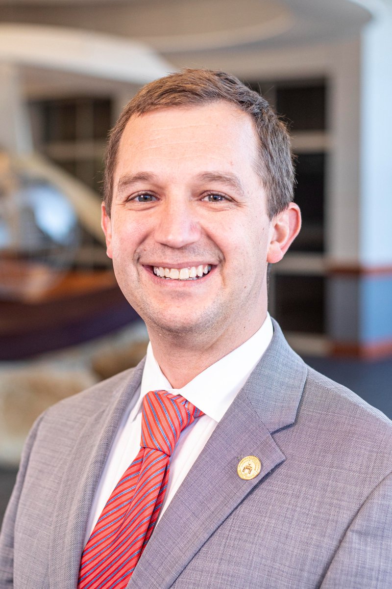 HLGuniversity's tweet photo. The Hannibal-LaGrange University Board of Trustees is pleased to announce the appointment of Dr. Robert J. Matz as the 18th President of Hannibal-LaGrange University.

Please join us in congratulating President Dr. Robert J. Matz!

Read more: https://t.co/d9rTa3VZTy https://t.co/G5R85NcLOE