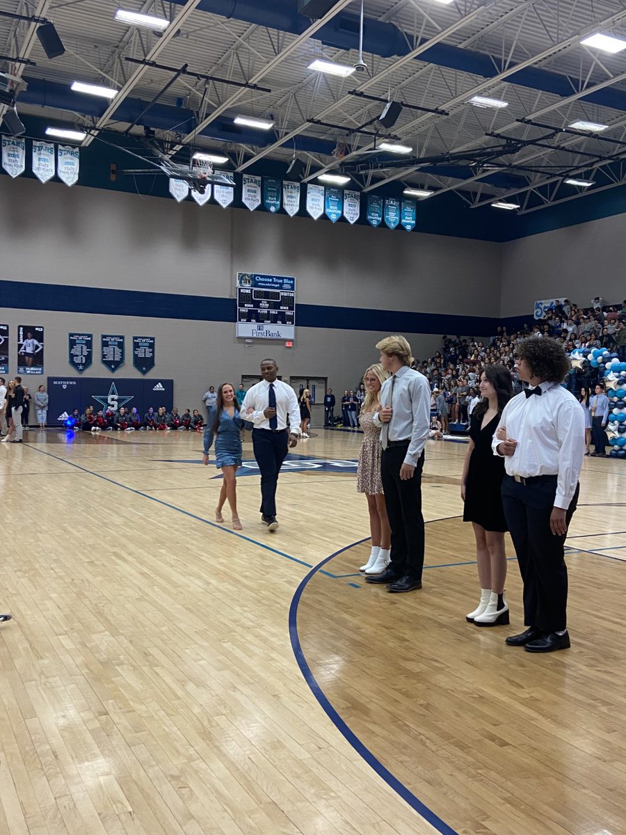 CteSiegel's tweet photo. Check out some of our CTE students representing Siegel on the Homecoming Court. https://t.co/N3eVu2SncA
