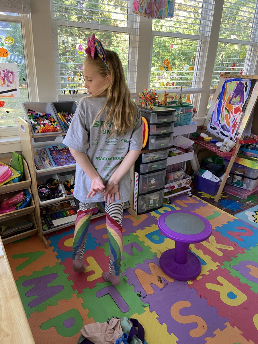 kashoz18's tweet photo. Who knew @JerryOsborne13 had a favorite disco song and even more funny that it is 🪩🕺🦆 #kinorton made up her own dance to it https://t.co/WD4a4dltpd