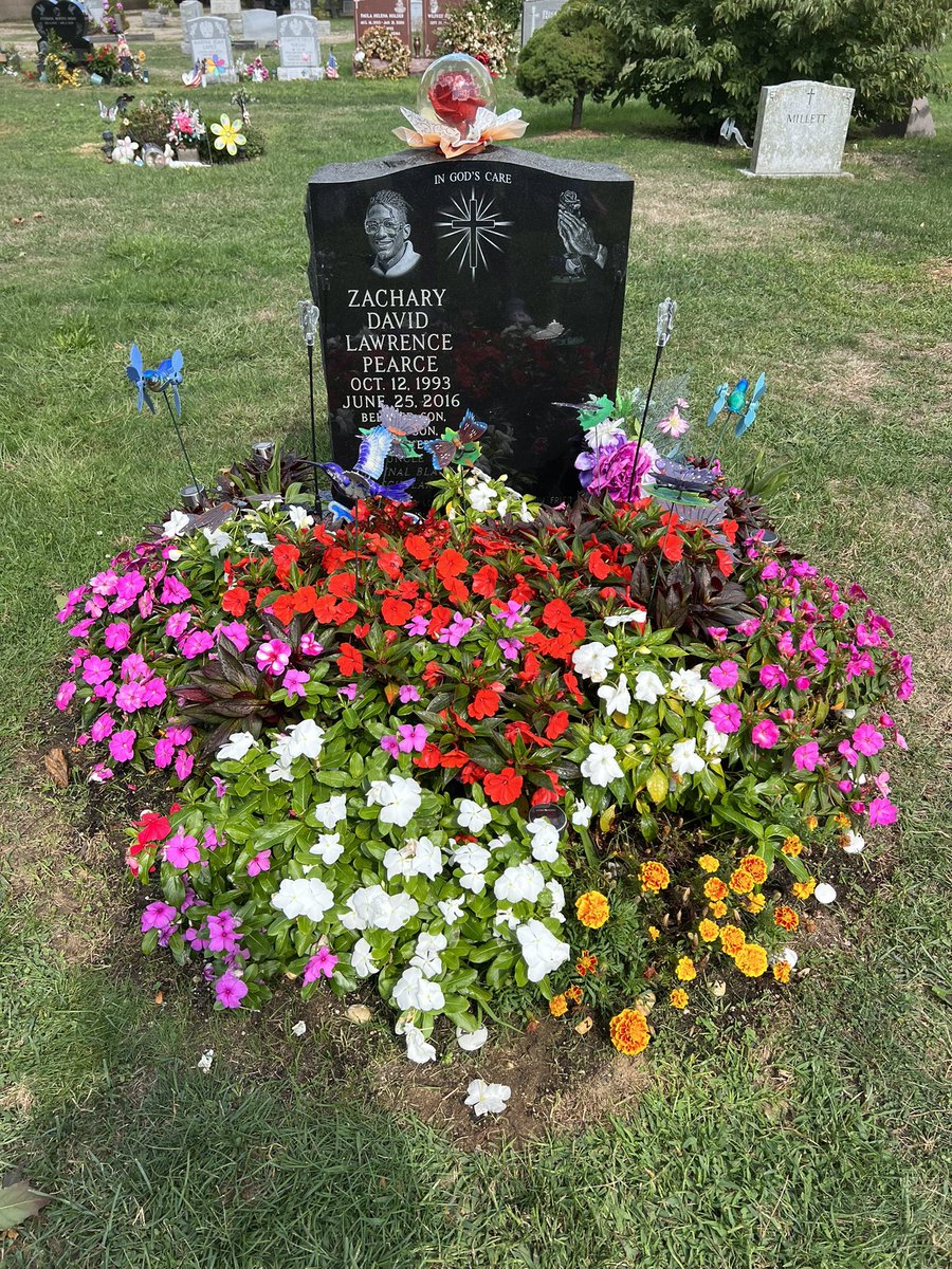 foreverbereaved's tweet photo. @losingKyle2ndyr They will not be able to understand y.  I do the same thing. I'm at the cemetery at least twice a week. https://t.co/pmzsCF8BUl