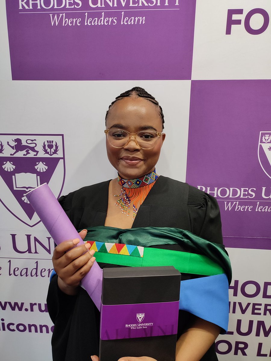 nobuhle_mpanza's tweet photo. Master of Science (with Distinction)
🥺🥺🥺💙💙💙💙🥺🥺🥺
@RhodesResearch https://t.co/ww5rEHRVO3