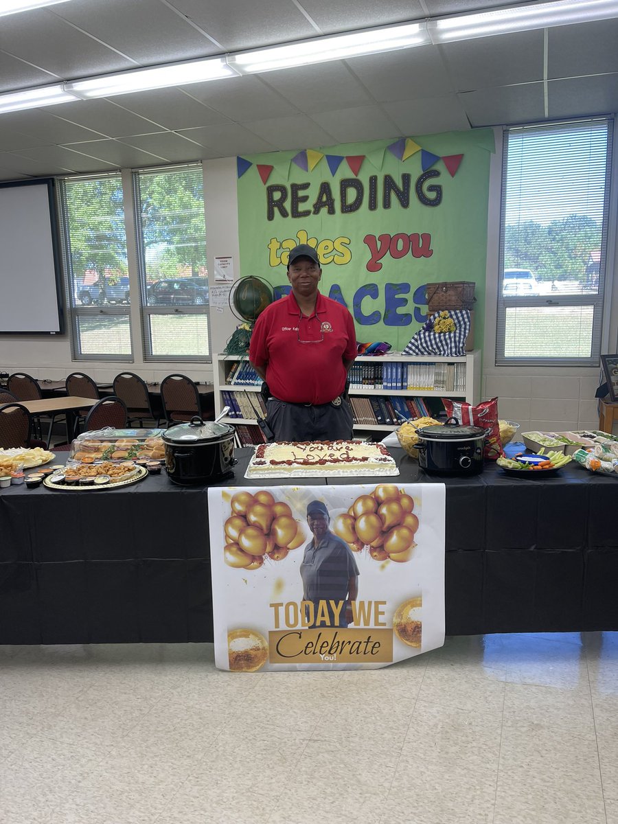 Louisville High School tweet media