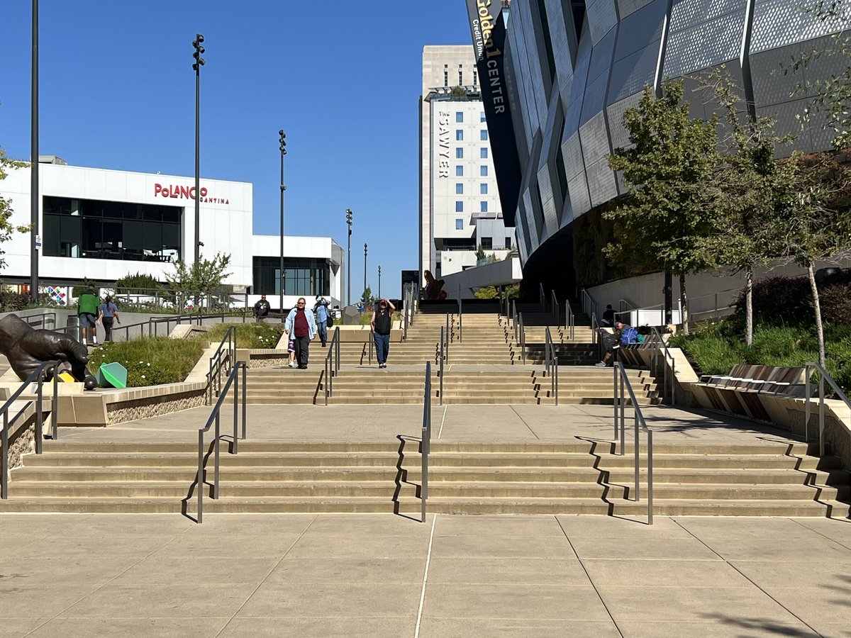 SacTownBarnbaum's tweet photo. Need a ride from @DowntownSac to @FlySMF for work or to get to a nonstop flight? Board either @RideSacRT Route 142 or @YolobusYCTD Route 42B on L Street at 5th Street. @Golden1Center, @docosacramento, and @Macys are nearby for frequent service to SMF.πβ‘οΈπ« #EasyAsSMF #WhatATrip https://t.co/LAEC9YggEt